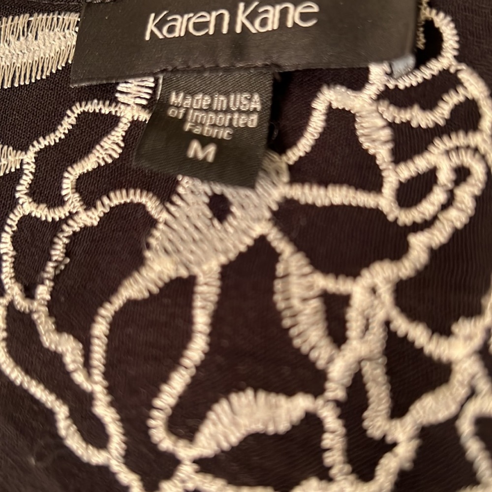 Karen Kane - Picture 3 of 4